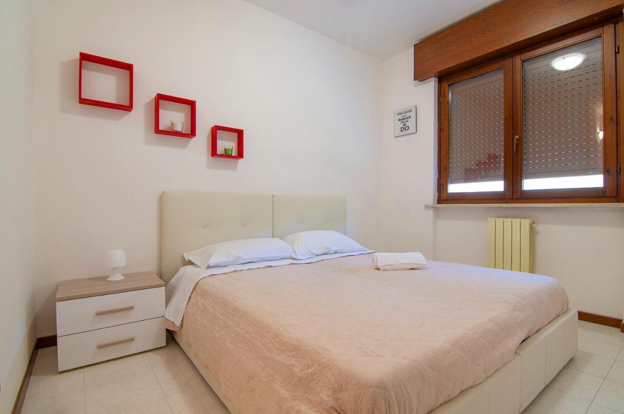 Verona - Familyoasi Free Parking And Garden Exterior photo